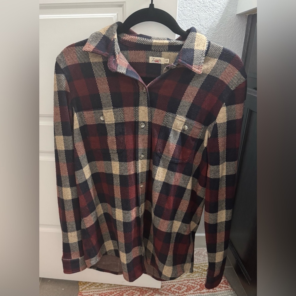 Faherty Red Blue and Beige Button Down Flannel Size S